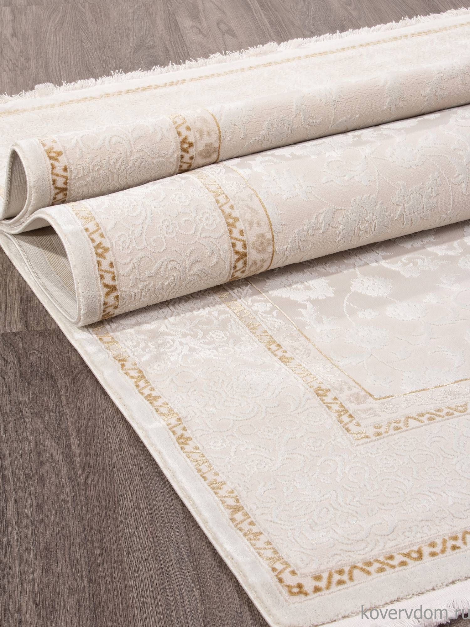 Ковер LISSABON SI040W BROWN / BROWN Ковер LISSABON SI040W BROWN / BROWN