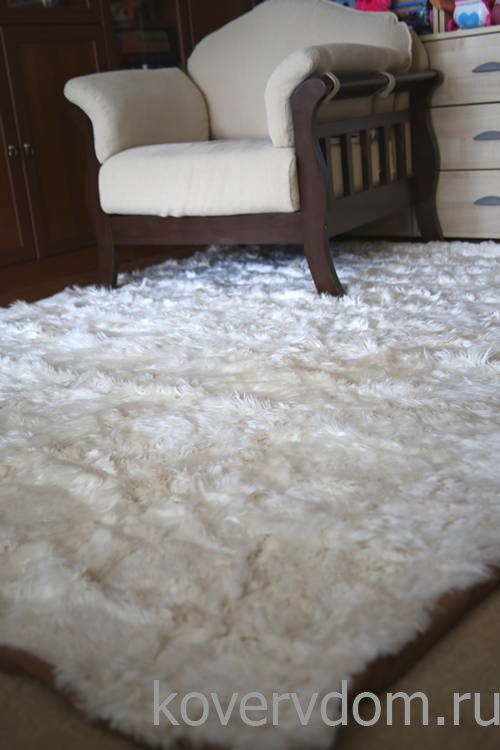 Ковер натуральный из меха Альпаки сури 30 new Ковер натуральный из меха Альпаки сури 30 new