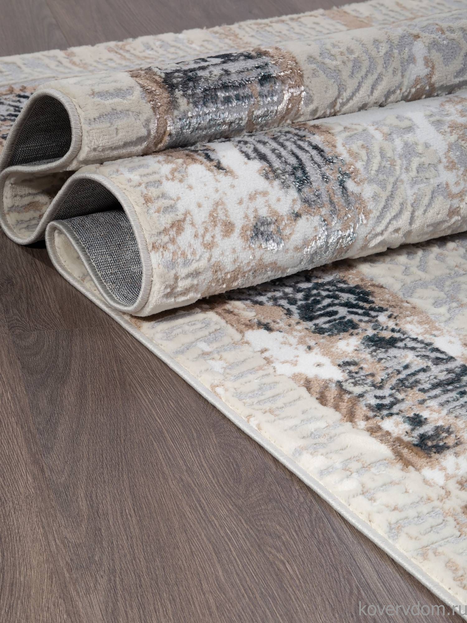 Ковер PERU C068A D.GREY SHIRINK / BLUE FDY Ковер PERU C068A D.GREY SHIRINK / BLUE FDY