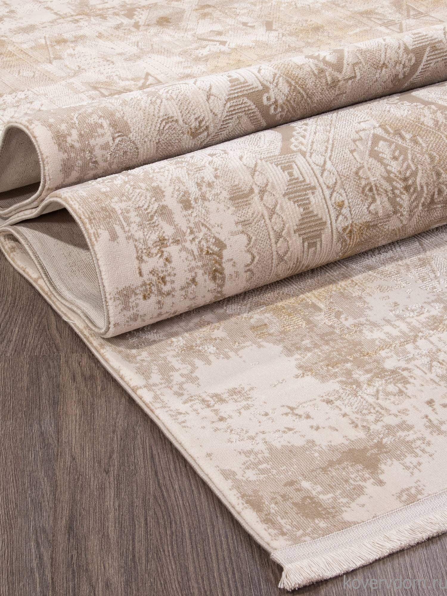 Ковер LISSABON SI023B BROWN / BROWN Ковер LISSABON SI023B BROWN / BROWN